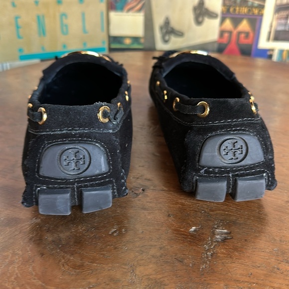 ((3 for 1 Bundle)) for the Tory Burch Flat Lover! - Picture 8 of 15